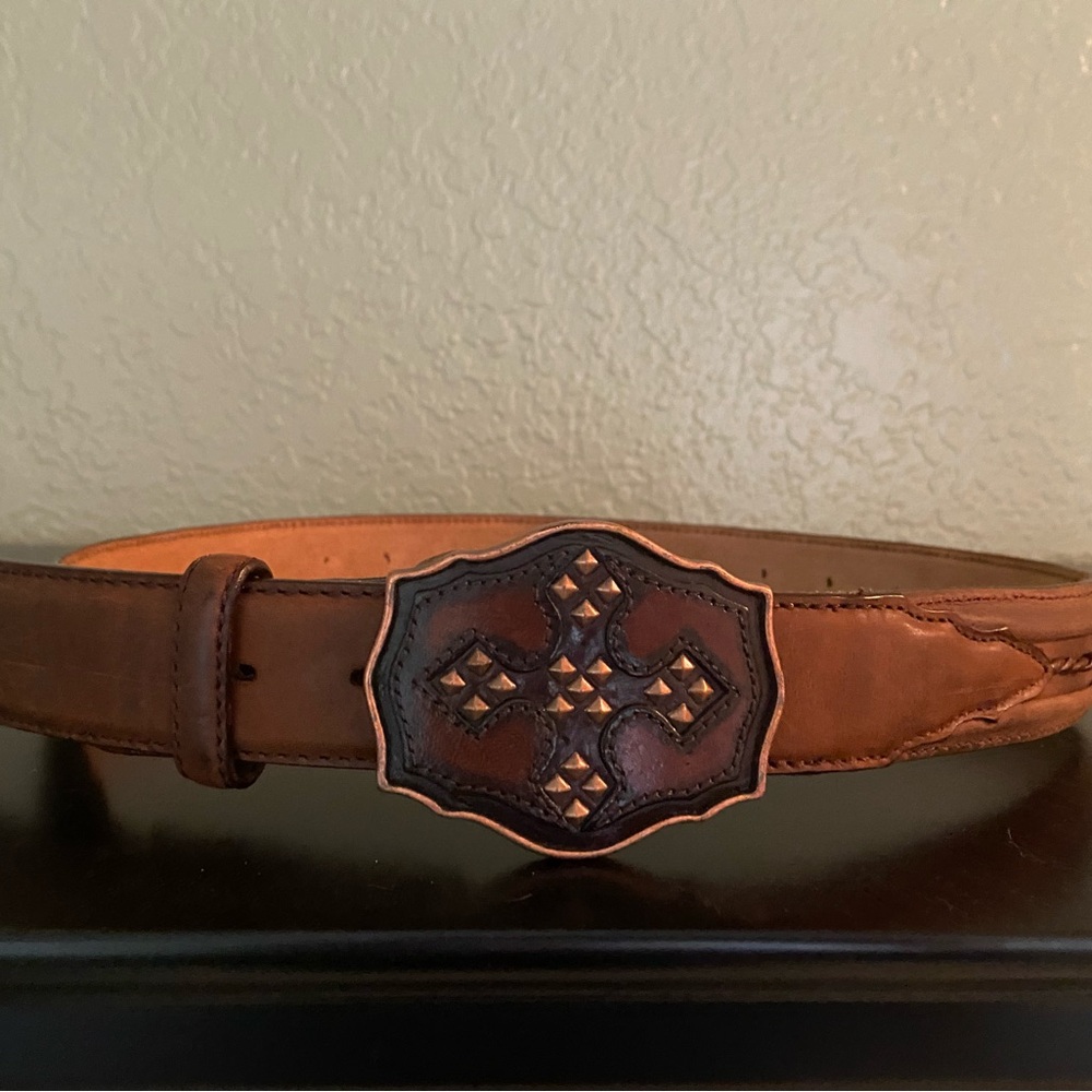 36” Women’s Duluth Trading Brown Belt